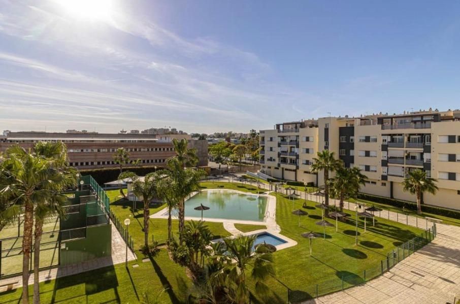 Exterior view of Flat for sale in Jerez de la Frontera  with Terrace and Community pool