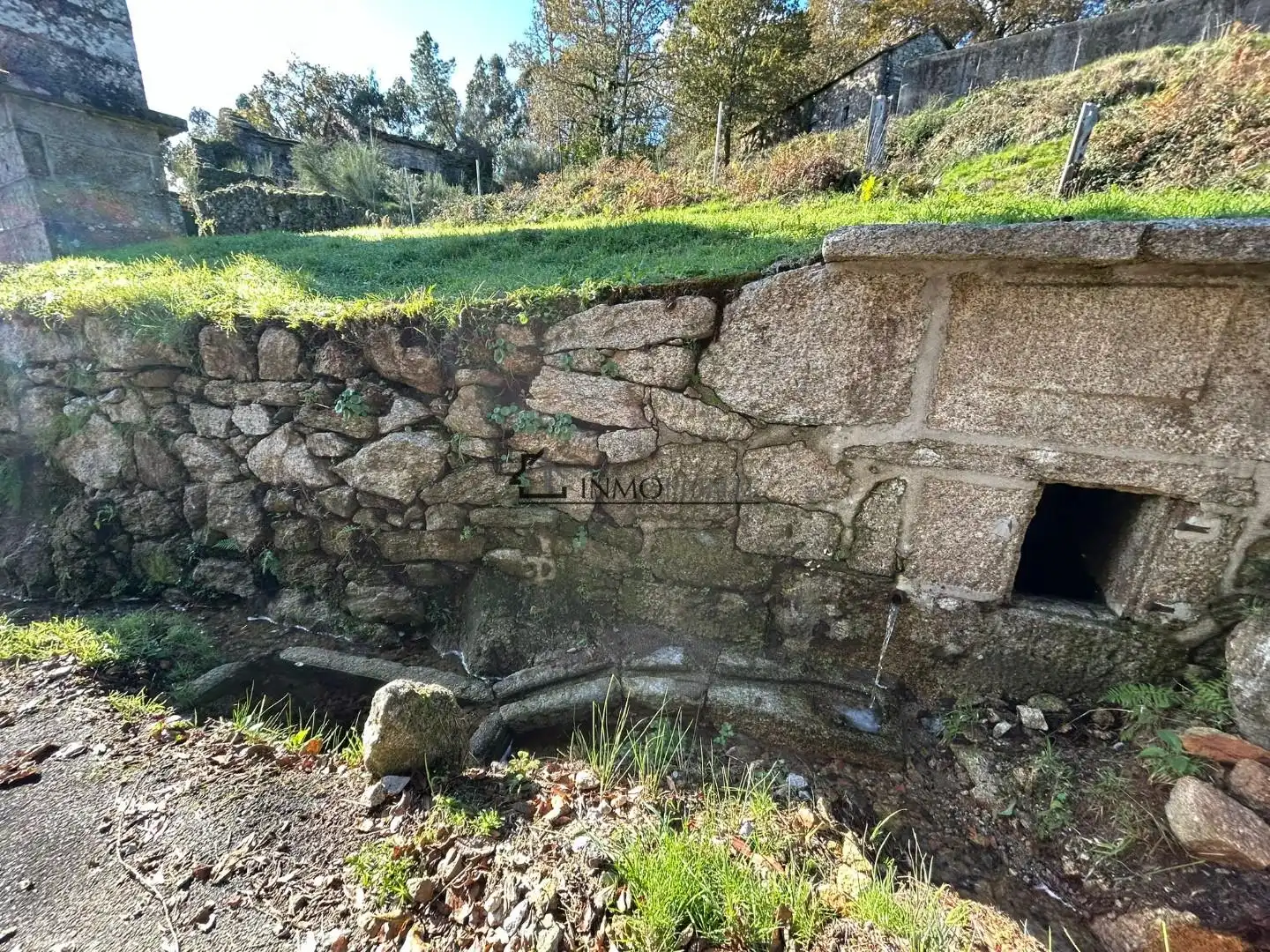 Vista exterior de Casa o xalet en venda en Cerdedo amb Jardí privat