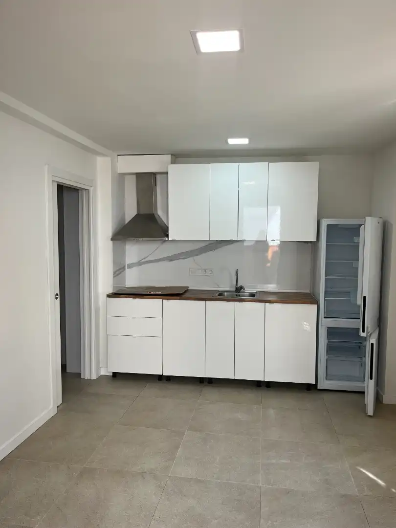 Cuina de Apartament de lloguer en Alhaurín El Grande amb Rentadora