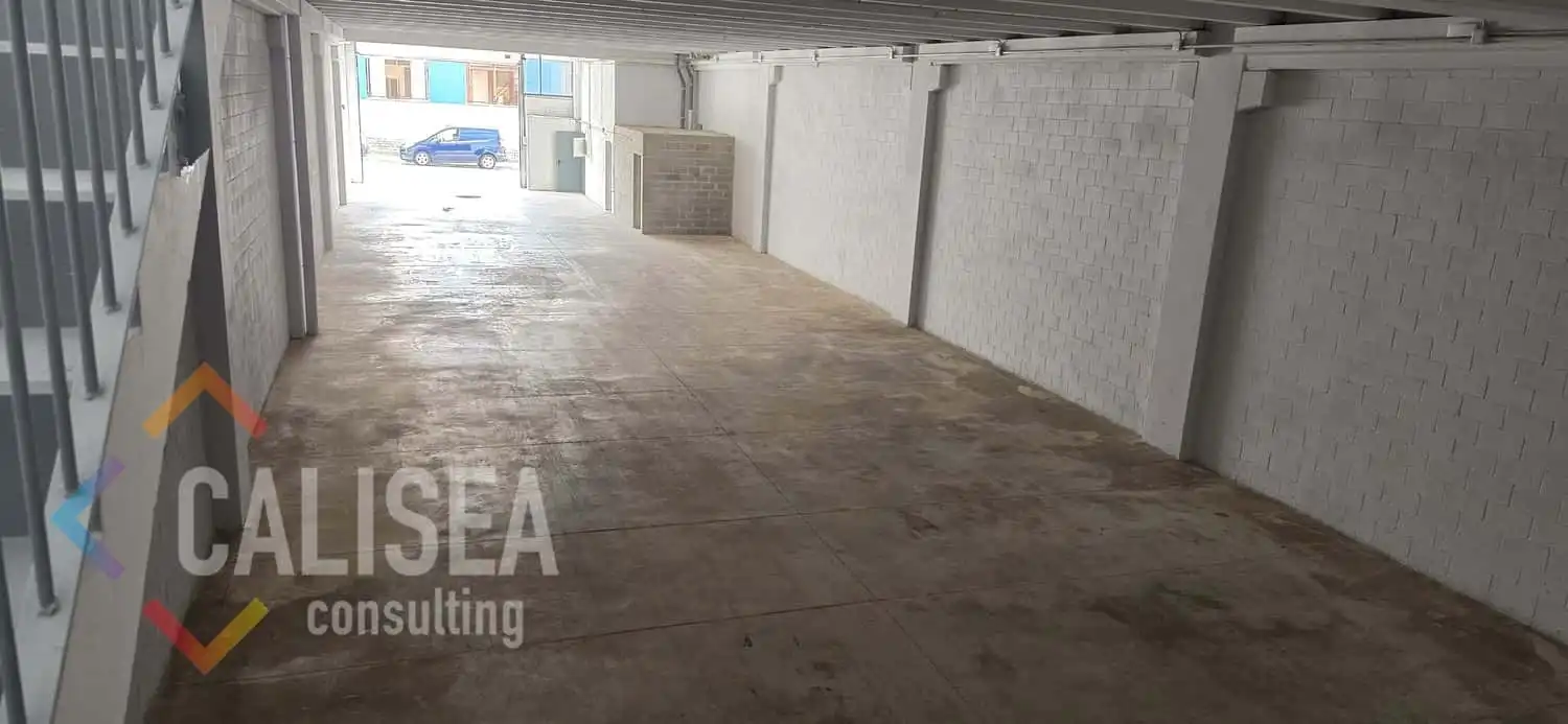 Industrial building to rent in Carrer del Doctor Almera 76, imagen 4
