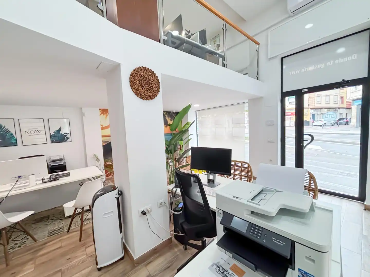 Office for rent in Pla - Carolinas