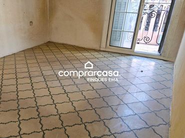 Appartamento con balcone in vendita a Calle DIPUTACIO