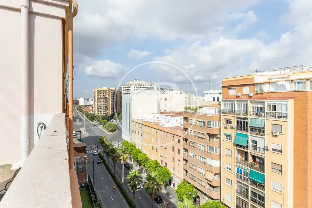 Vista exterior de Àtic de lloguer en Valencia amb Aire condicionat, Calefacció i Terrassa