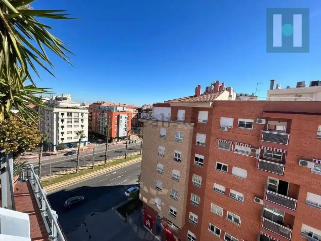 Àtic en venda a Avenida Juan Carlos I, Santa María de Gracia