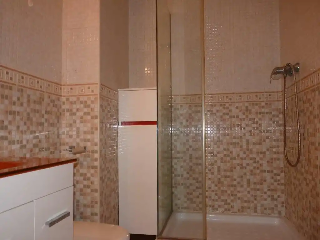 Baño de Piso en venta en Terrassa con Aire acondicionado, Calefacción y Terraza