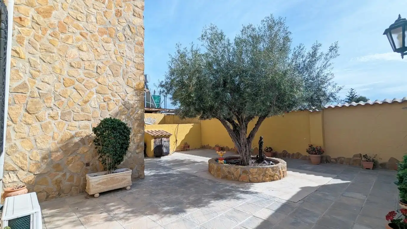 Terrassa de Casa o xalet en venda en Orihuela amb Aire condicionat, Calefacció i Terrassa
