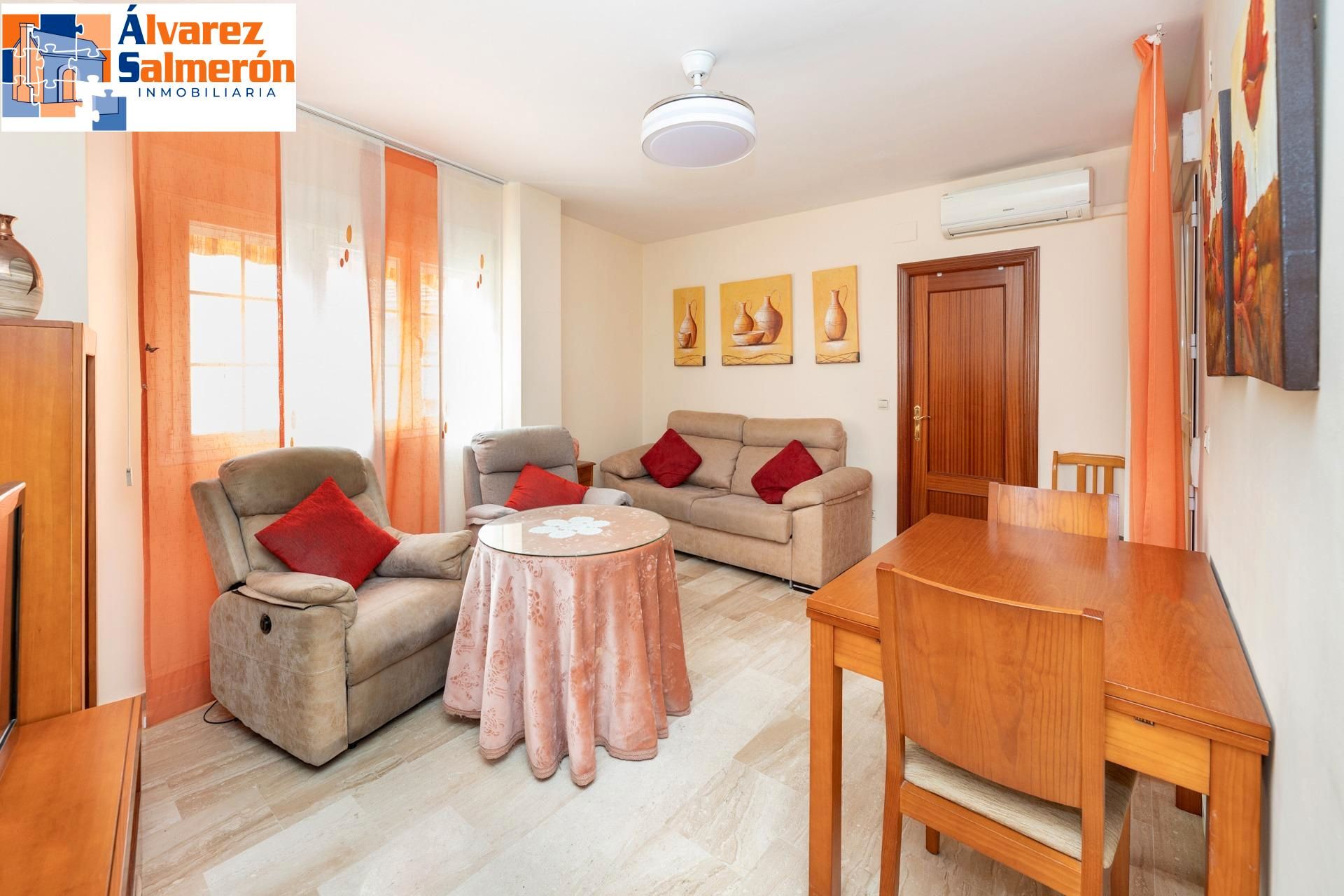 Living room of Flat for sale in Armilla  with Air Conditioner and Heating