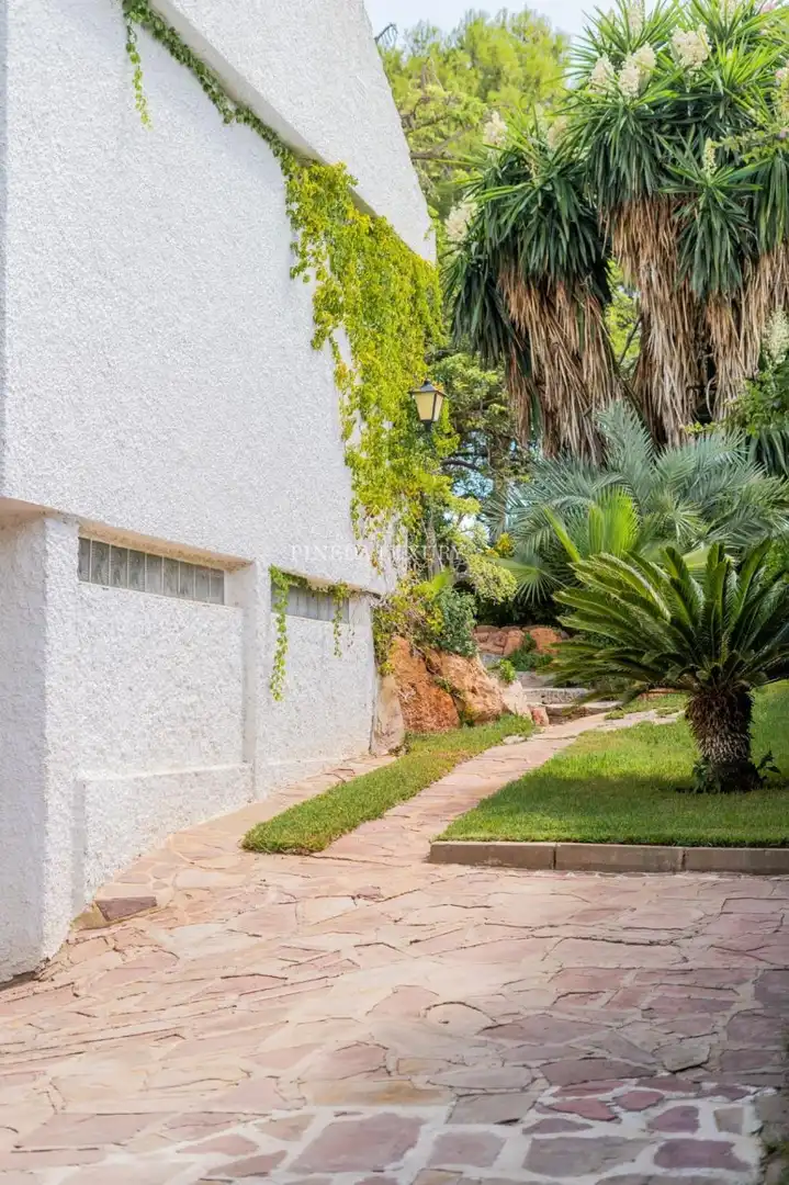 Casa o xalet en venda a Calle CAMP DE MORVEDRE, Alfinach - Los Monasterios
