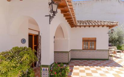 Exterior view of House or chalet for sale in La Zubia  with Air Conditioner and Terrace