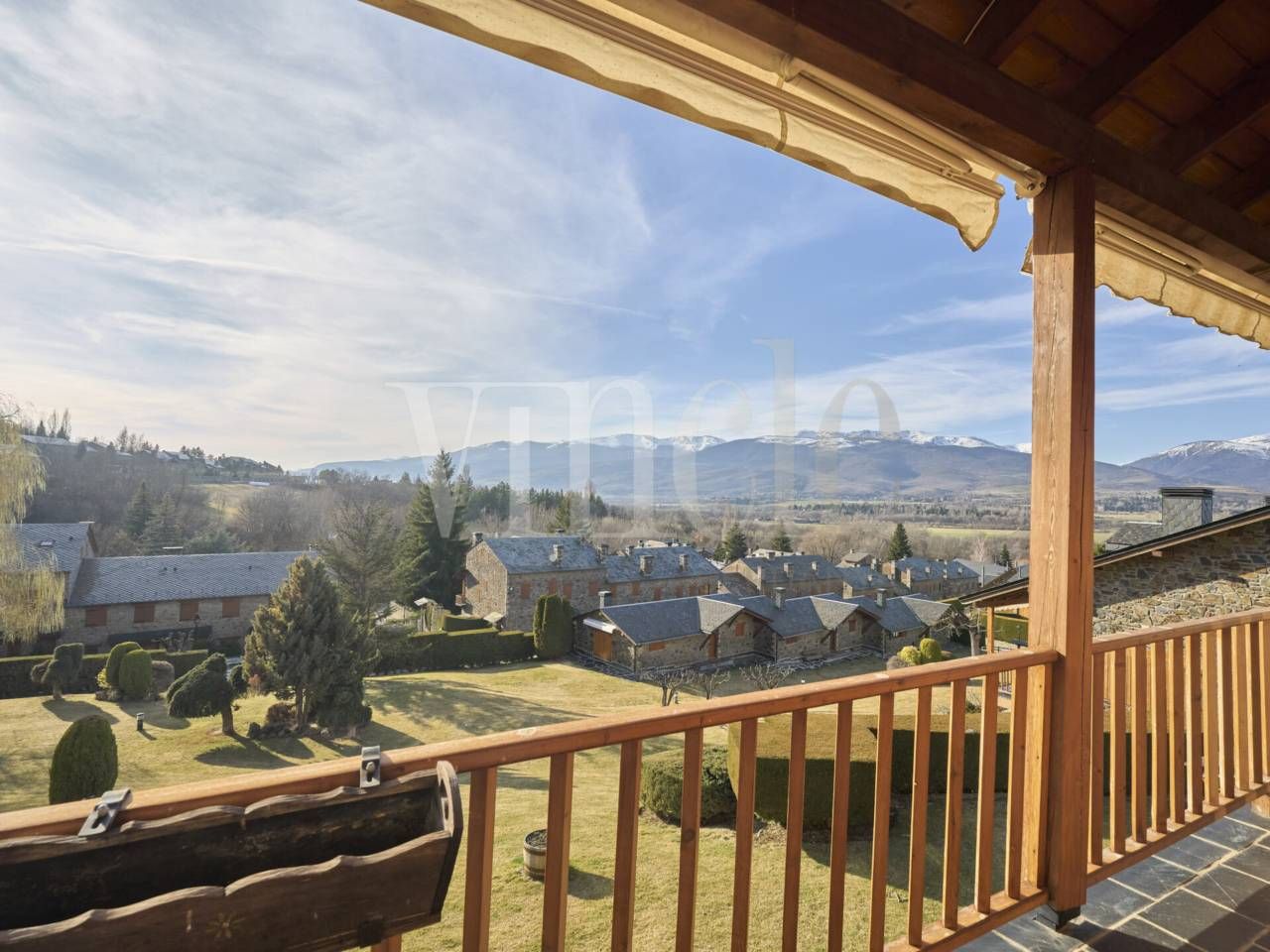 Vista exterior de Dúplex en venda en Fontanals de Cerdanya amb Calefacció, Parquet i Terrassa