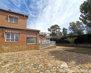 Exterior view of House or chalet for sale in Linares  with Air Conditioner, Private garden and Terrace