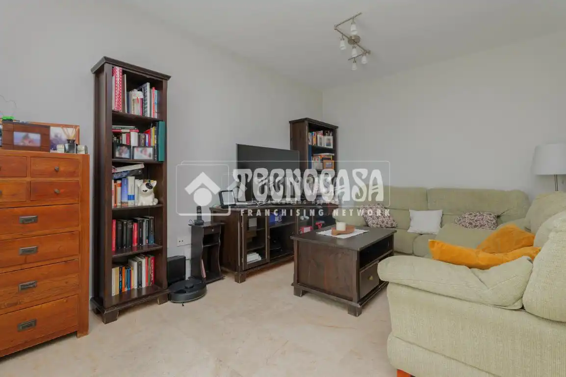 Sala de estar de Piso en venta en Tres Cantos con Aire acondicionado, Terraza y Amueblado