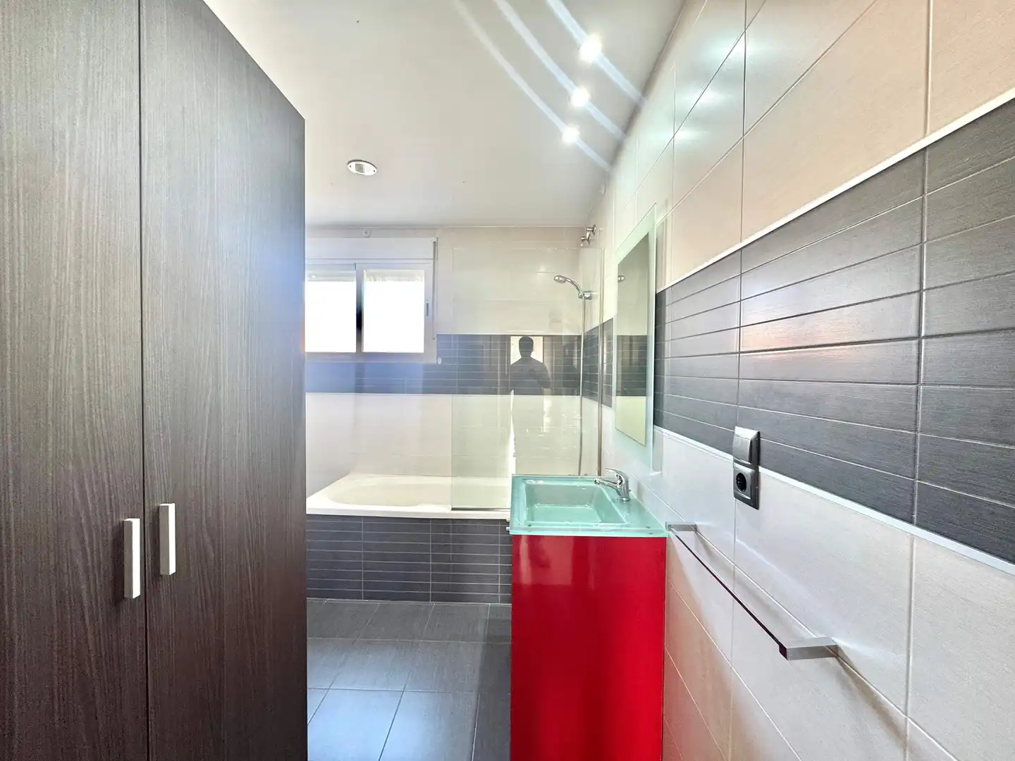 Baño de Casa adosada en venta en Almoines con Aire acondicionado, Terraza y Balcón