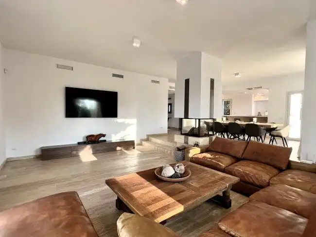 Chalet con piscina en alquiler en Chullera, imagen 6