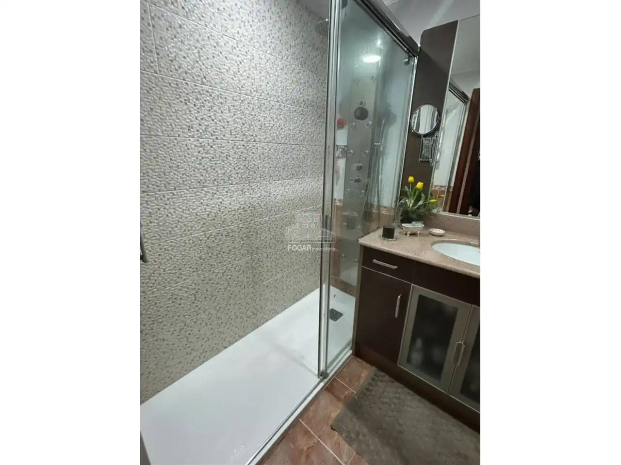 Bathroom of Flat for sale in Vilagarcía de Arousa  with Heating, Terrace and Balcony