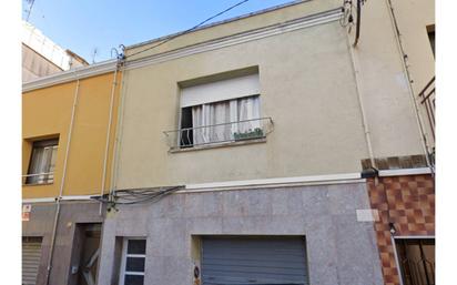 Vista exterior de Casa o xalet en venda en Terrassa amb Terrassa
