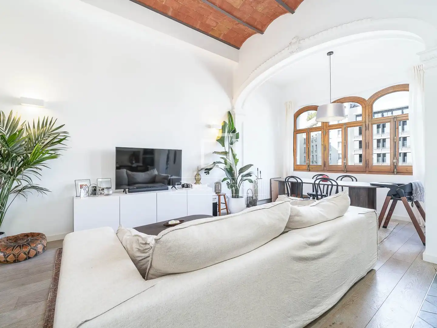 Sala de estar de Piso en venta en Barcelona con Aire acondicionado, Terraza y Balcón