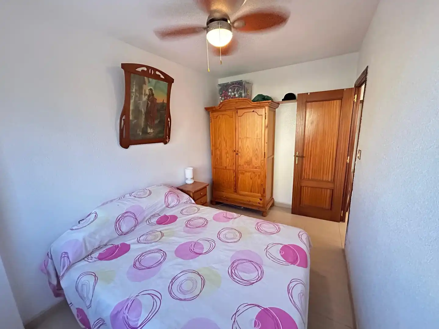 Schlafzimmer von Wohnung zum Verkauf in San Pedro del Pinatar mit Möbliert, Mikrowelle und Fernseher