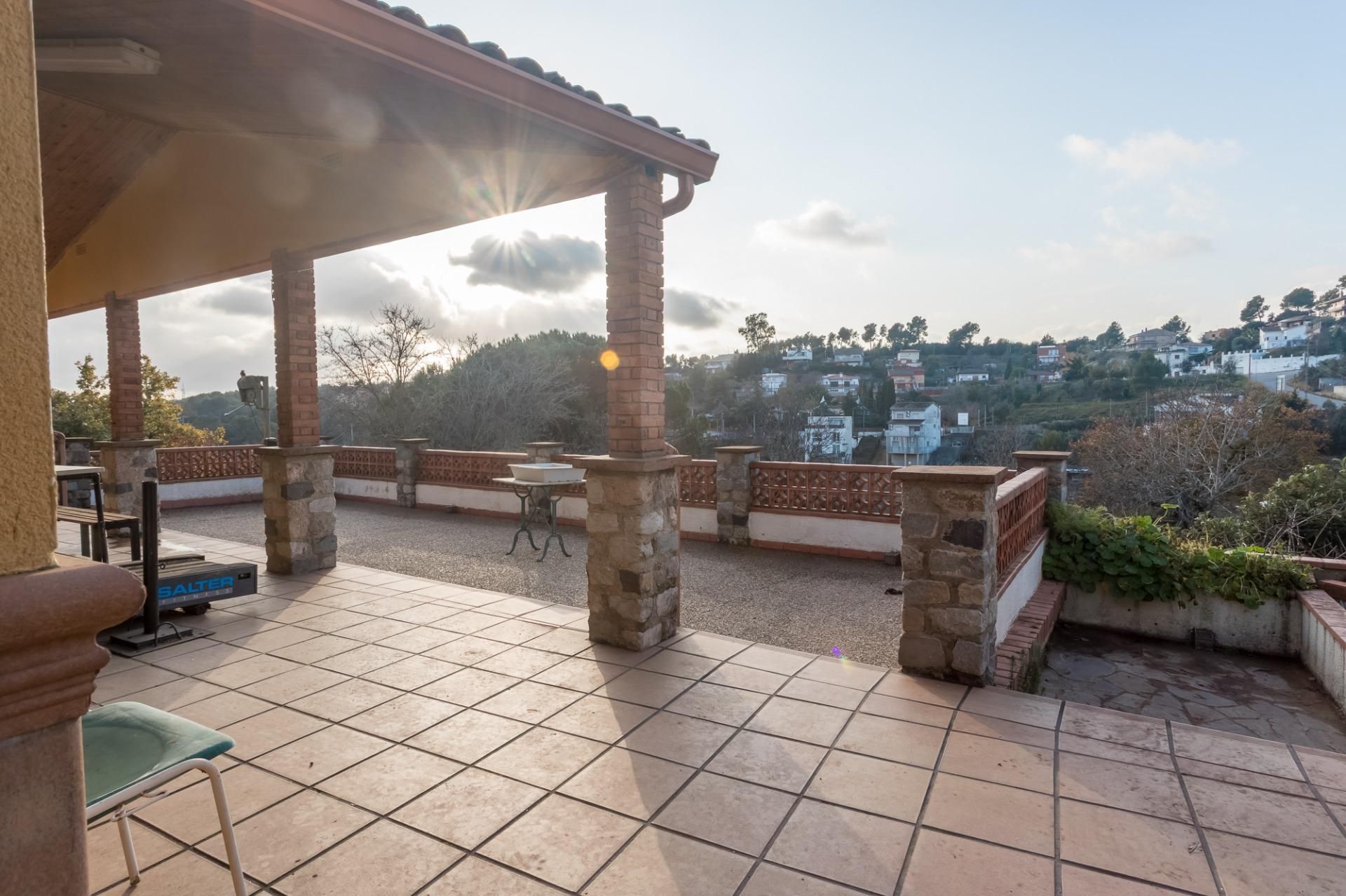 Terrasse von Country house zum verkauf in Sentmenat mit Heizung, Privatgarten und Terrasse