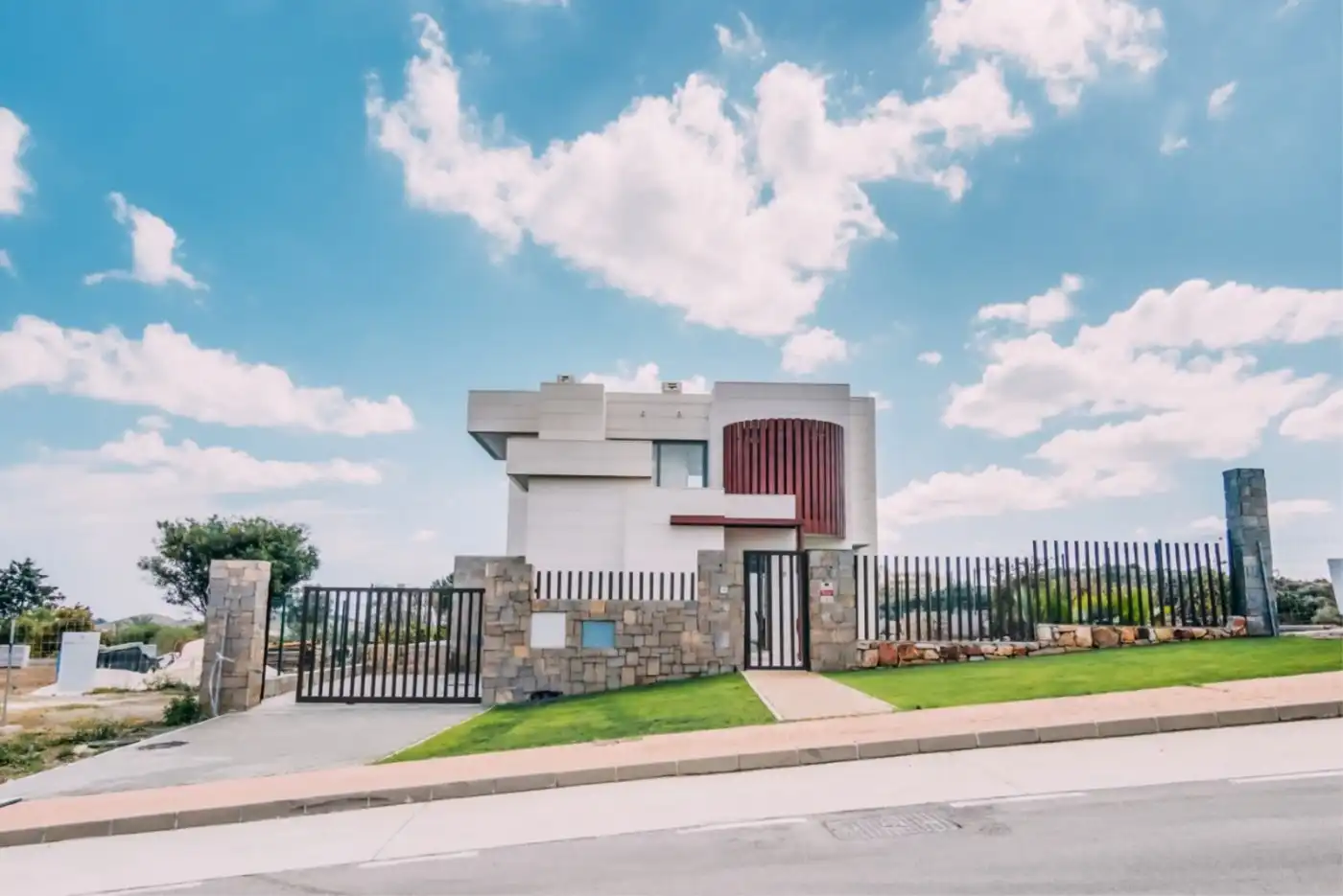 Villa con piscina in vendita a Hipódromo - Cerrado del Águila, imagen 2