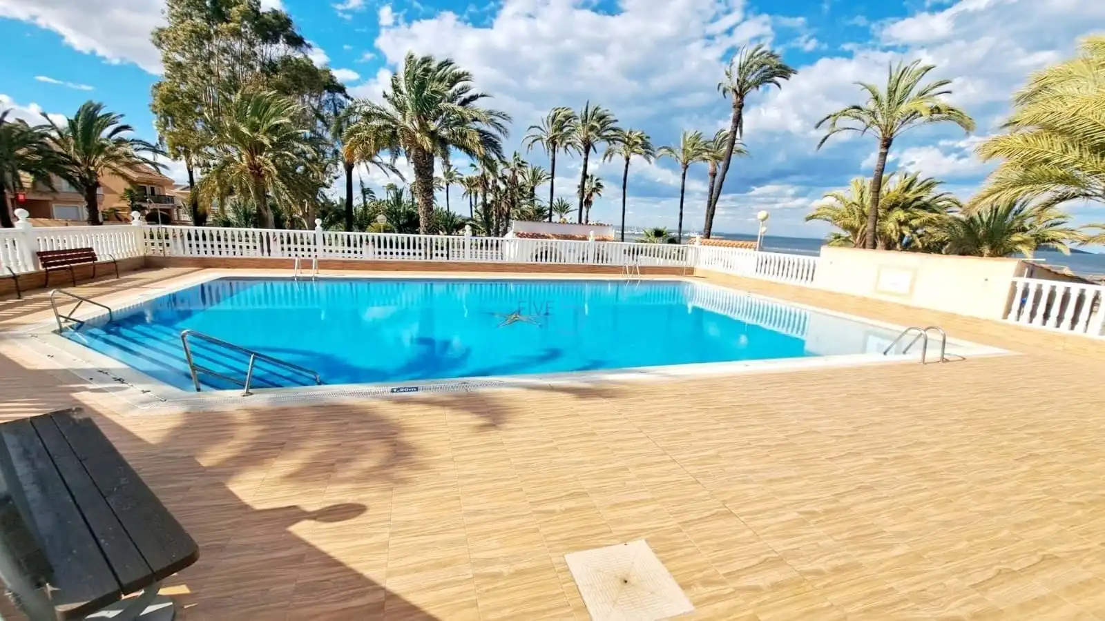 Piscina de Casa adosada en venta en Cartagena con Aire acondicionado, Calefacción y Terraza