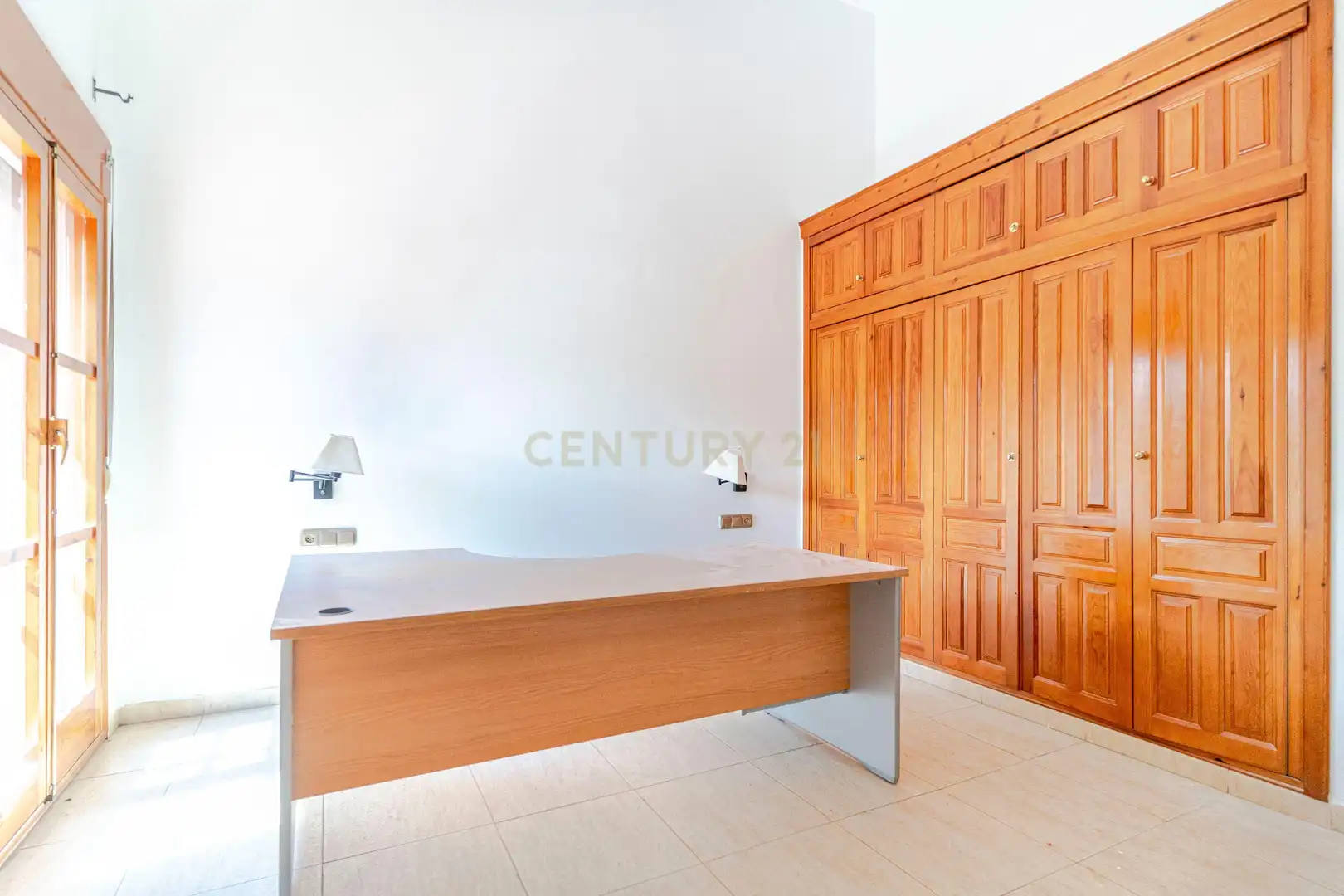 Dormitori de Casa o xalet en venda en Granada amb Aire condicionat, Jardí privat i Traster