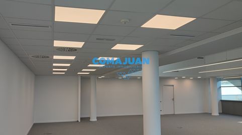 Foto 2 de Oficina de lloguer a Gorg, Badalona