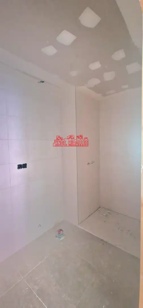 Bany de Planta baixa en venda en Elche / Elx amb Aire condicionat