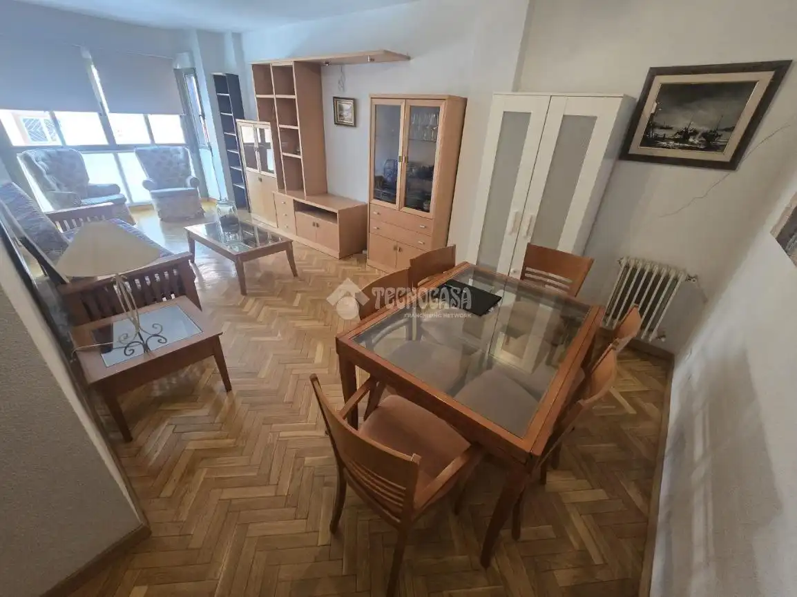 Sala d'estar de Pis en venda en Madrid amb Aire condicionat i Calefacció