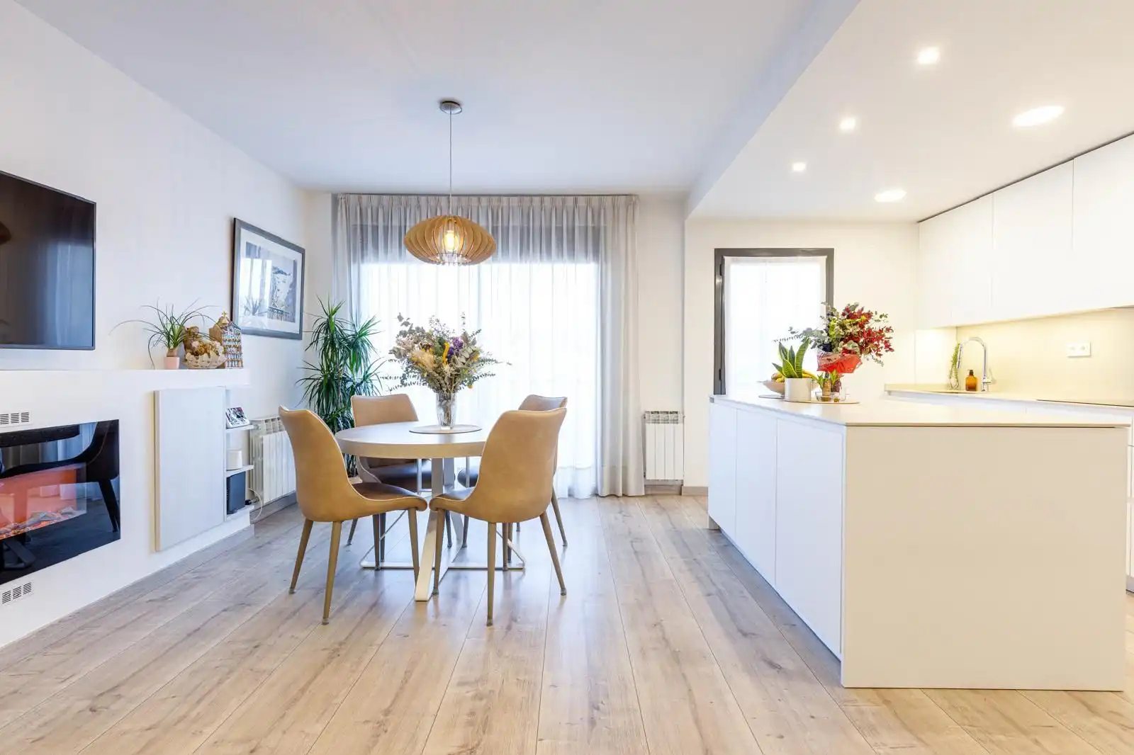 Dining room of Flat for sale in Sant Joan Despí  with Air Conditioner, Heating and Private garden