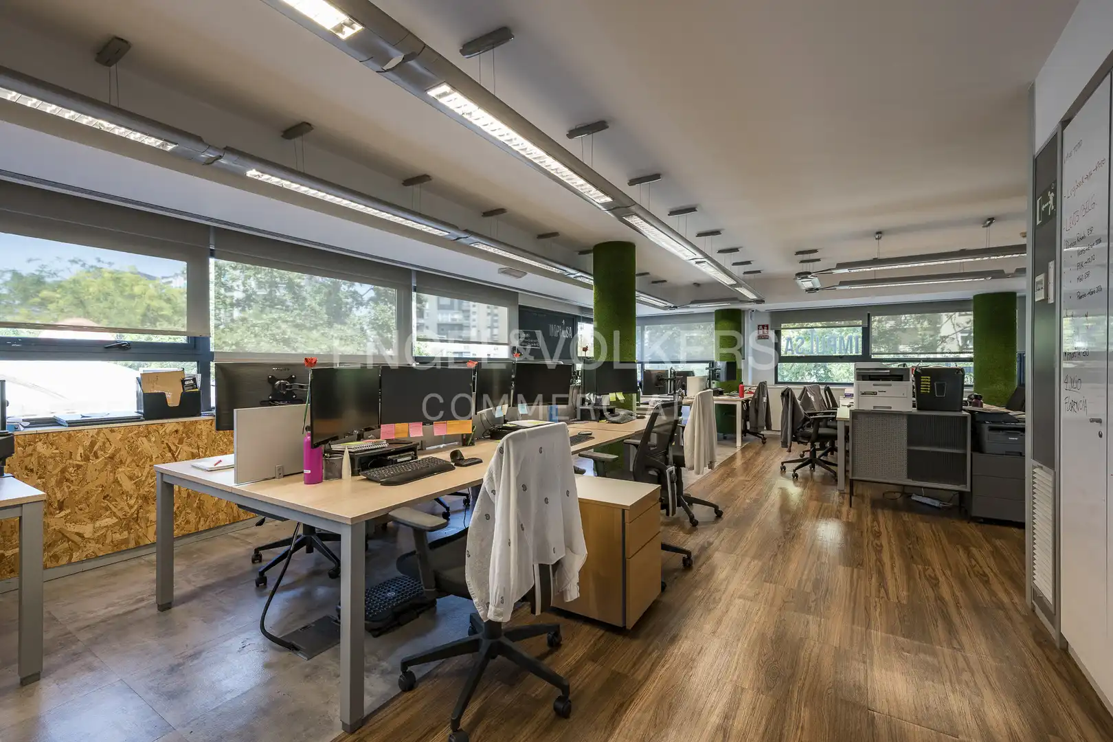 Büro zur Miete in Barcelona mit Klimaanlage, Heizung und Möbliert