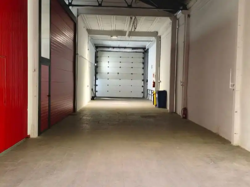 Commercial properties for rent in Carretera Madrid, Peligros