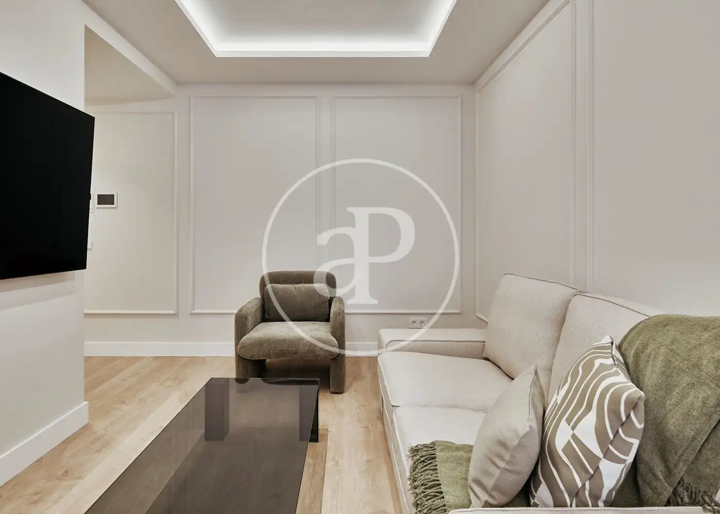 Living room of Flat for sale in Madrid  with Air Conditioner, Heating and Terrace