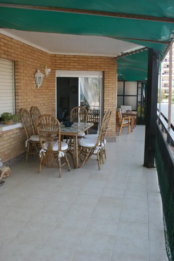 Mini appartamento con terrazza in affitto a Playa de Gandia, imagen 5