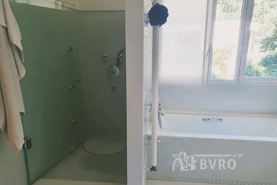 Baño de Casa o chalet en venta en Córdoba con Aire acondicionado, Calefacción y Jardín privado