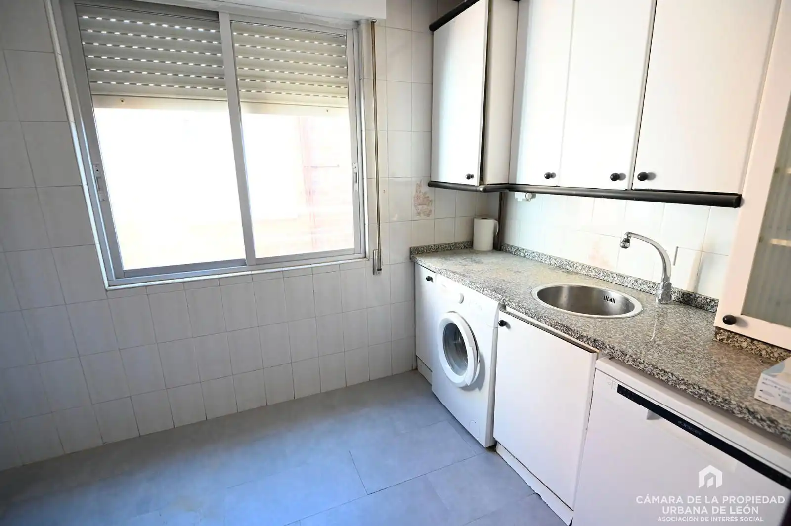 Cocina de Piso en venta en La Vega - La Sal