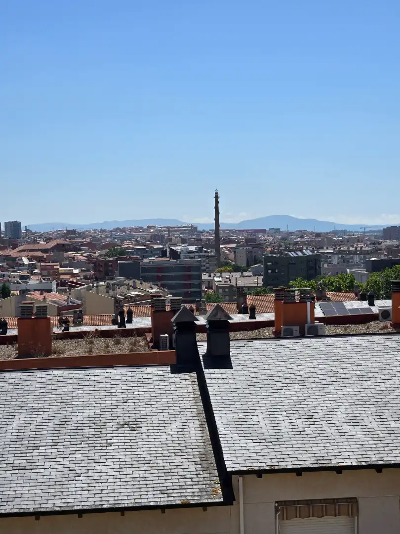 Casa adosada en venda a Roc Blanc