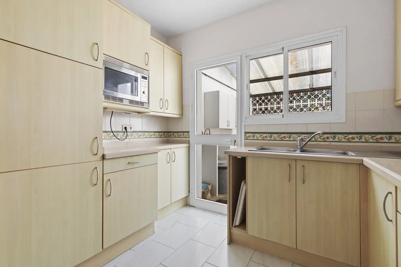 Kitchen of Houses for sale in Marbella  with Private garden, Terrace and Storage room