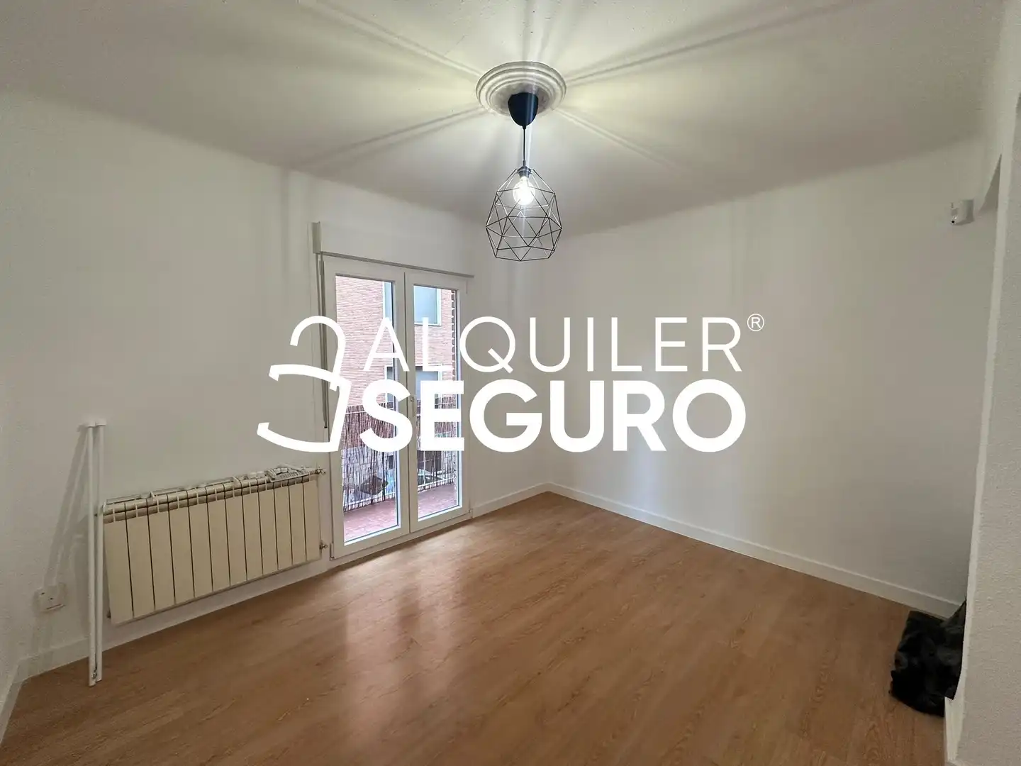 Schlafzimmer von Wohnung zur Miete in Madrid mit Heizung und Terrasse