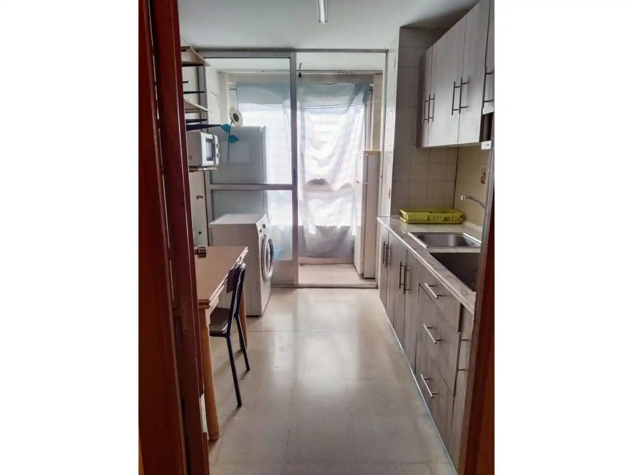 Kitchen of Flat for rent in Burgos  with Heating, Parquet flooring and Terrace