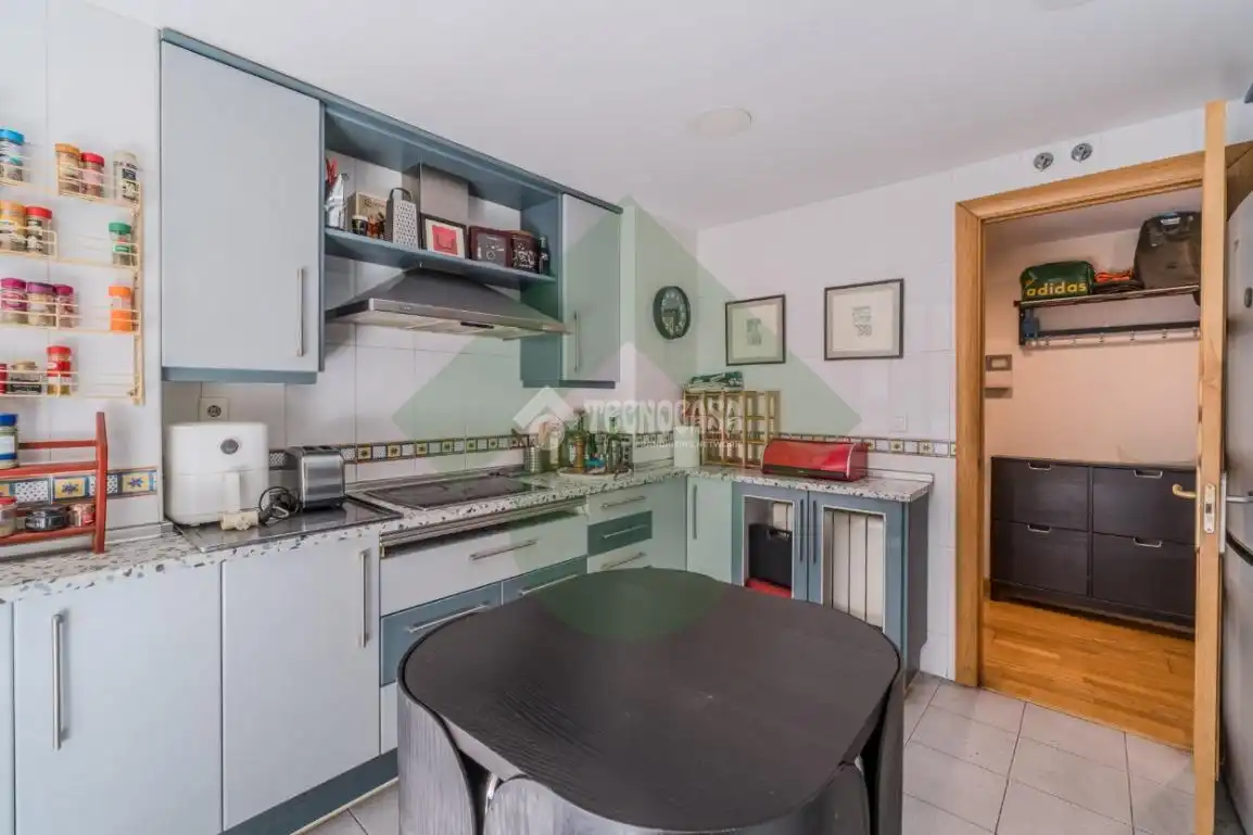 Kitchen of Flat for sale in Madrid  with Air Conditioner, Heating and Terrace