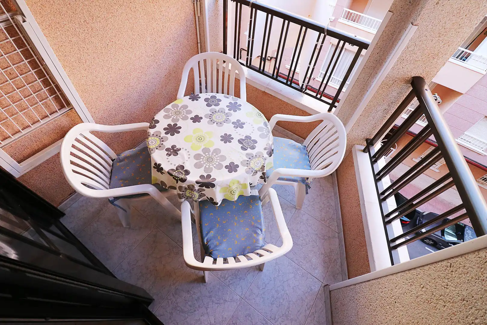 Balcony of Apartments for sale in Guardamar del Segura  with Air Conditioner, Terrace and Furnished