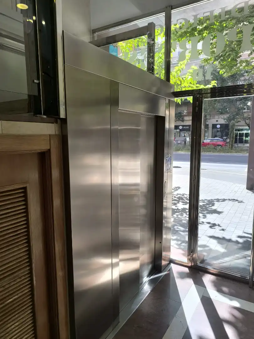 Pis amb ascensor en venda a Avenida General Primo de Rivera 10, imagen 33