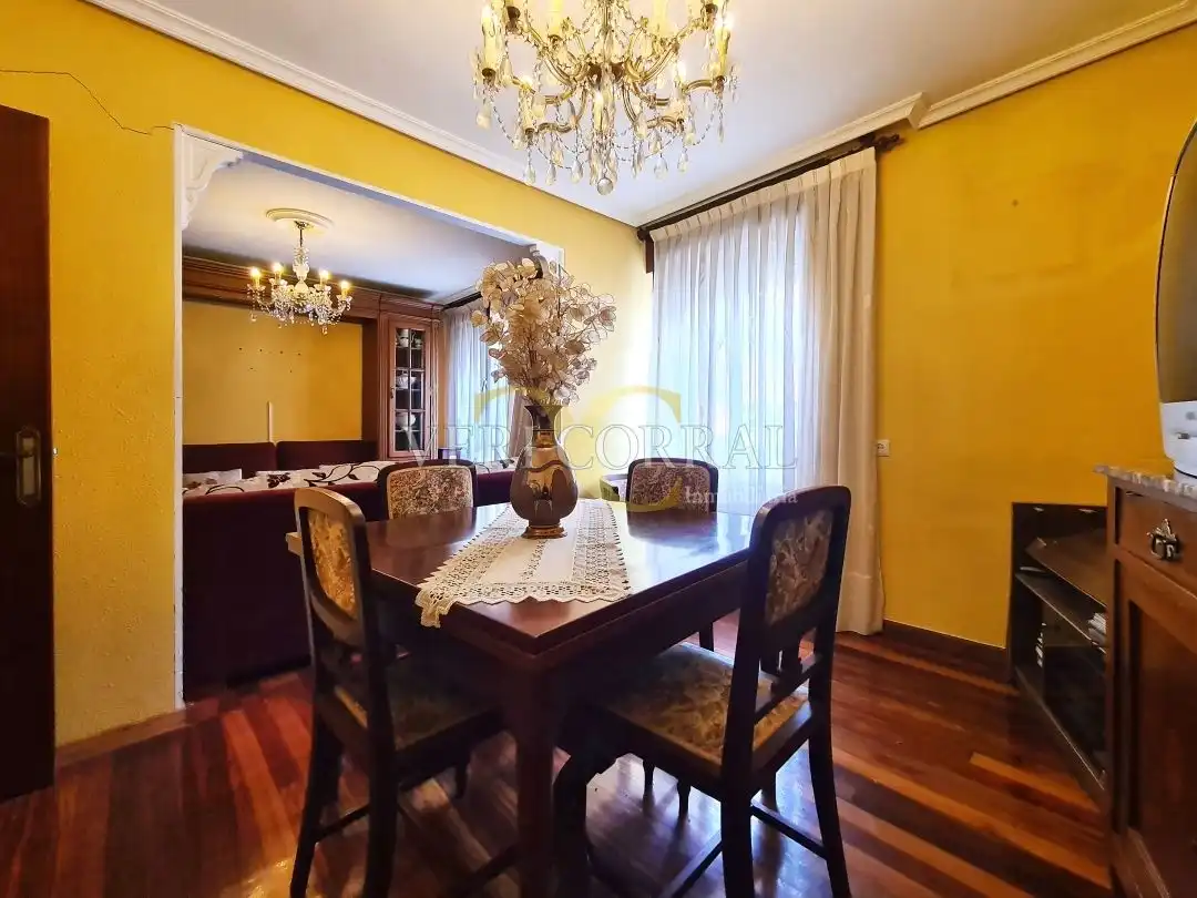 Casa o xalet en venda a Calle Río, Carreño