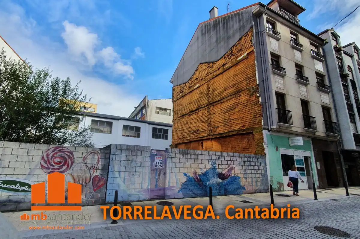 Außenansicht von Residential zum Verkauf in Torrelavega 