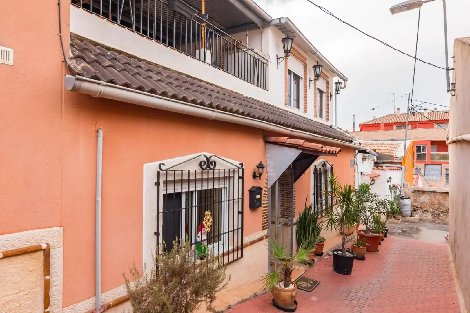 Casa a schiera con balcone in vendita a Calle San Antonio de Los Ramos