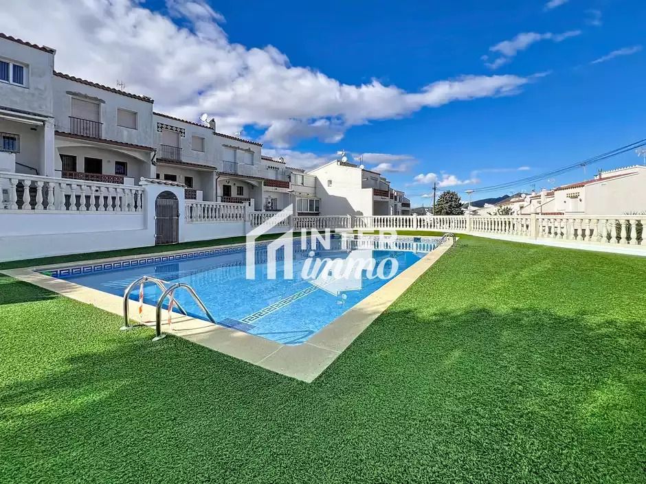 Exterior view of House or chalet for sale in Roses  with Air Conditioner, Heating and Terrace