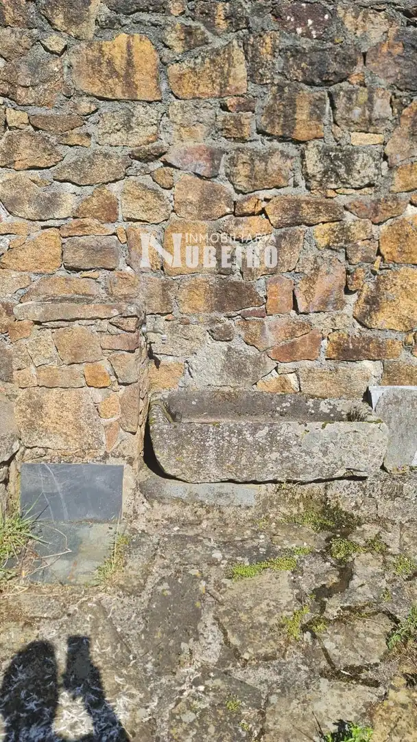 Vista exterior de Casa o xalet en venda en Lugo amb Calefacció i Moblat