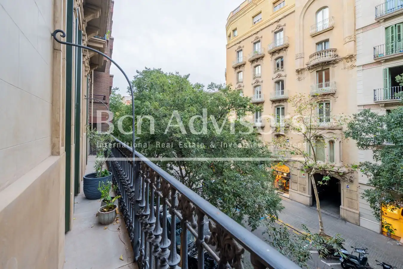 Appartamento con terrazza in vendita a Eixample, imagen 3