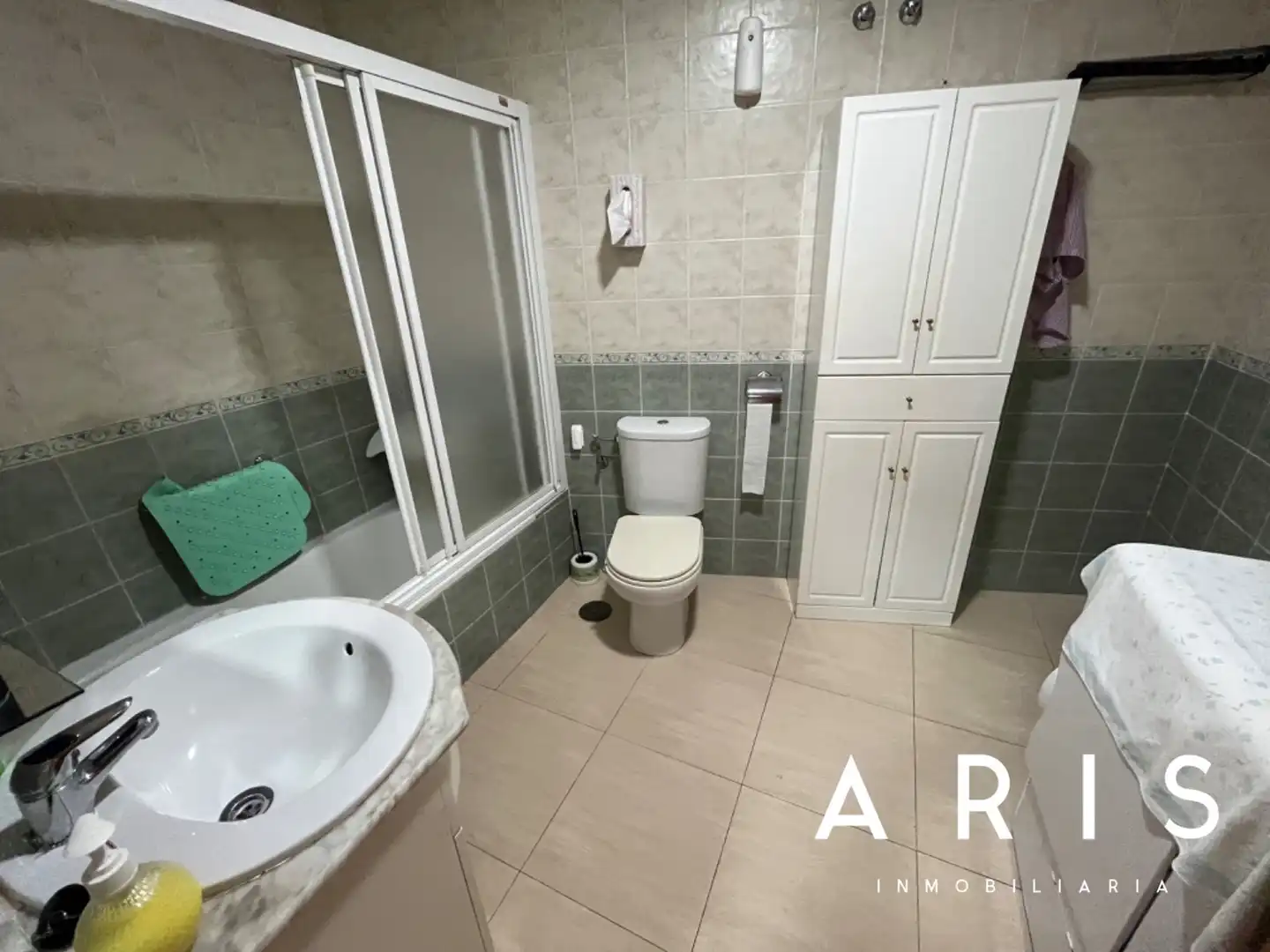 Bathroom of Flat for sale in Alhaurín de la Torre  with Air Conditioner
